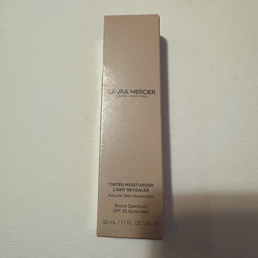 Laura Mercier Tinted Moisturizer